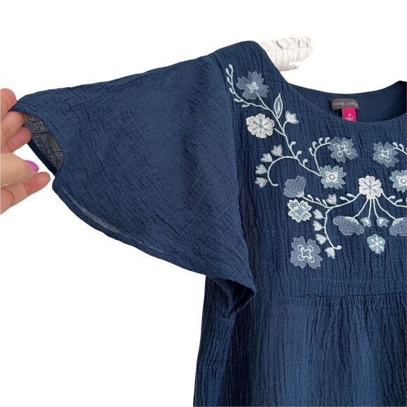 Vince Camuto Boho Blue + White Embroidered Short Sleeve Top Cotton Gauze Medium - Picture 2 of 6